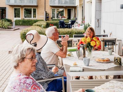 Seniorer på ett av Stångåstadens  55+ boende