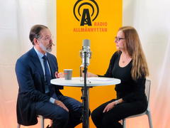 Anders Borg och Helene Ahlberg i Radio Allmännyttan på Fastighetsmässan i Göteborg