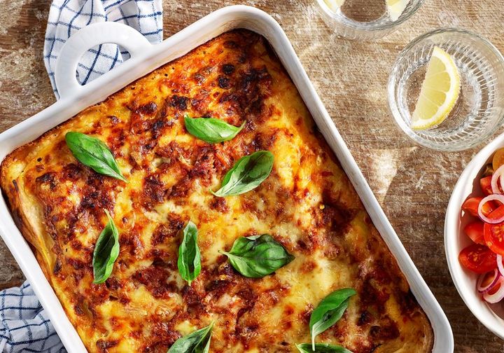 Lasagne är populärast bland recepten som passar bra till matlådan. Bild: Arla.