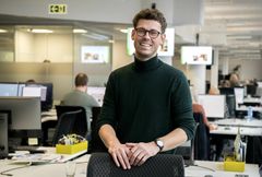 Eivind Hjertholm Fiskerud blir projektledare för News Medias övergripande AI-satsningar i mediehusen i Sverige och Norge. Foto:  Rune Sævig/Bergens Tidende