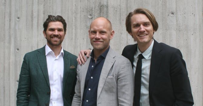 EMG:s operativa grundare. Från vänster: Fredrik Högemark CIO, Fredrik Söderlindh CEO, Mattias Säker COO.