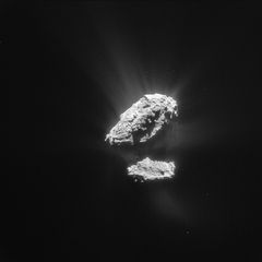 En komet i rymden fotograferad av ESA.