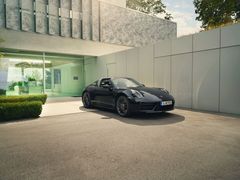 Porsche Design firar 50-årsjubileum med en specialversion av 911 Targa 4 GTS - 911 Edition 50 Years Porsche Design.