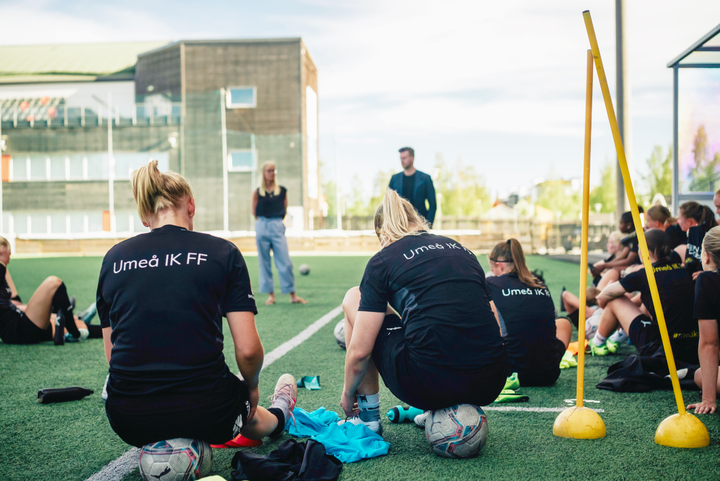 Nu ska Clockwork och Umeå IK förbättra förutsättningarna för idrottande kvinnor.