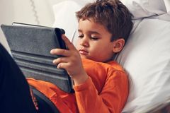 I mitten av januari startar ett innovationsprojekt med patientplattor på två vårdavdelningar vid Akademiska sjukhuset.