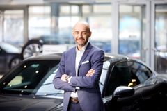 – Porsche Center Linköping är ett välkommet tillskott i den växande gruppen av fullserviceanläggningar, säger Håkan Nilsson, försäljningschef, Porsche Sverige.