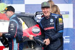 Johan Kristoffersson fick än en gång kliva upp på pallen i WRC 2 efter att ha slutat trea i Rally Finland.