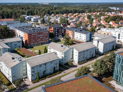 Studentbostadsområdet Irrblosset i Linköping ska få nya solpaneler