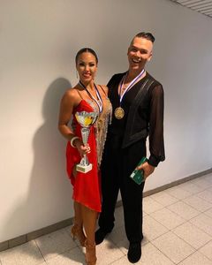 Leila Antonya & James Johansson, guldmedaljörer i Nordeuropeiska Mästerskapet i Senior Latin.