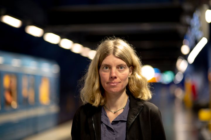 Spårväg måste gå före motorväg, menar Anna Sehlin (V), oppositionsregionråd i Stockholm.