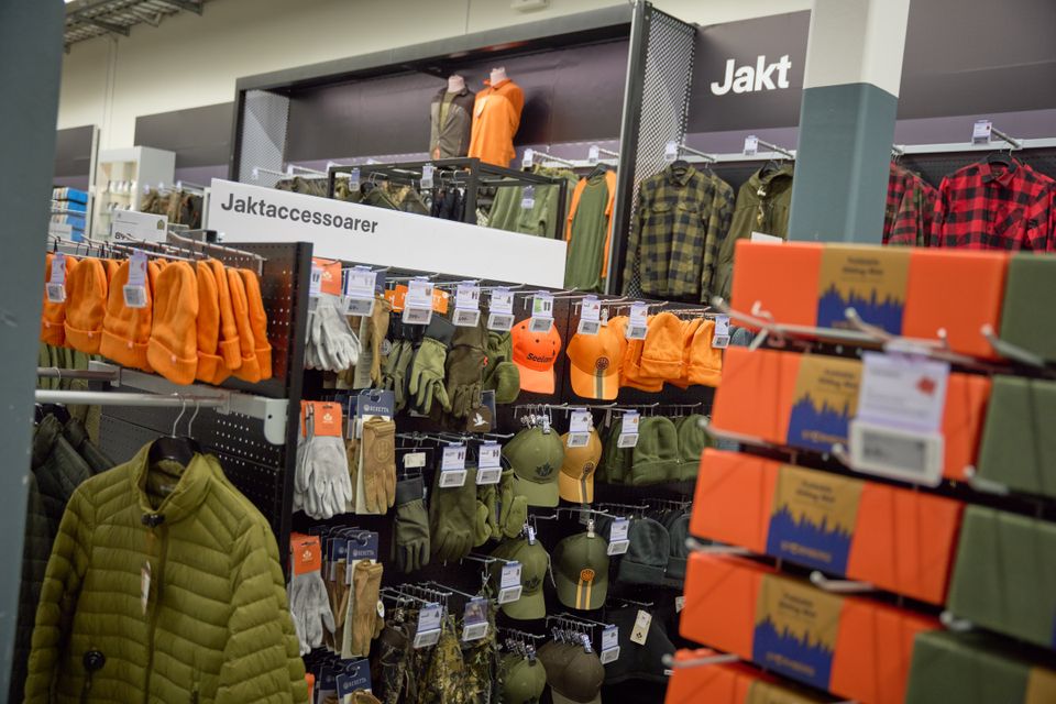 XXL-varuhuset i Uppsala, fullt med produkter