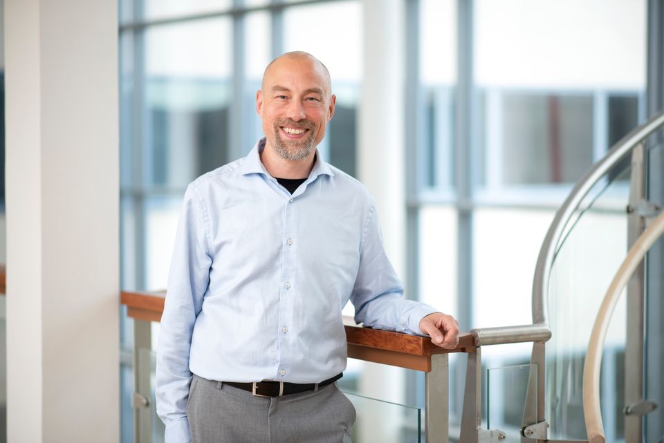 Gustav Jonsson, jurist, pension och fordonförsäkringar