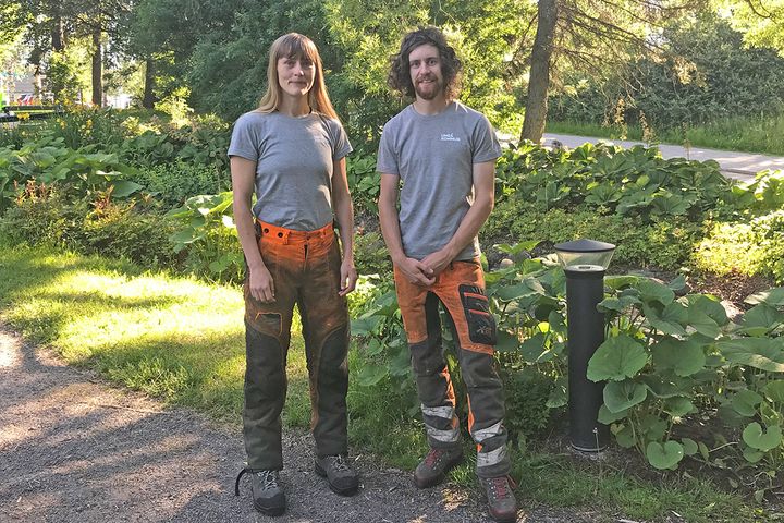 Nina Ingvarsson och Markus Pettersson, landskapsingenjörer på Umeå kommun.