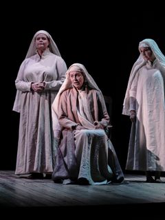 KARMELITSYSTRARNA 2019