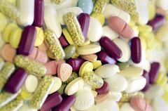 Ny handbok inom EU ska förbättra läkemedelsanvändningen hos äldre som tar många läkemedel.