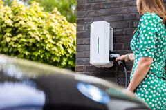 Den gröna omställningen innebär att efterfrågan på grön el ökar explosionsartat under de närmaste åren, då hushåll, industrier och städer lämnar fossila bränslen. Det ställer stora krav på elnätet.
Foto: Apelöga