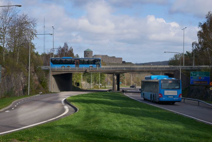 Underhållsarbetet av Bohusbron påverkar busstrafiken. Foto: Lars Lundberg