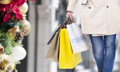 Handelsbarometern november: Framtidsindikatorn minskar för både butiks- och e-handeln.