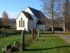 Eds kyrka med kyrkogård. Foto: Härnösands stift