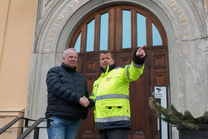 Bild: Kommundirektör Paul Håkansson och Tekniska verkens vd Anders Jonsson är överens om ett infrakulvertsystem som innebär 15 års grävarbeten Linköping.