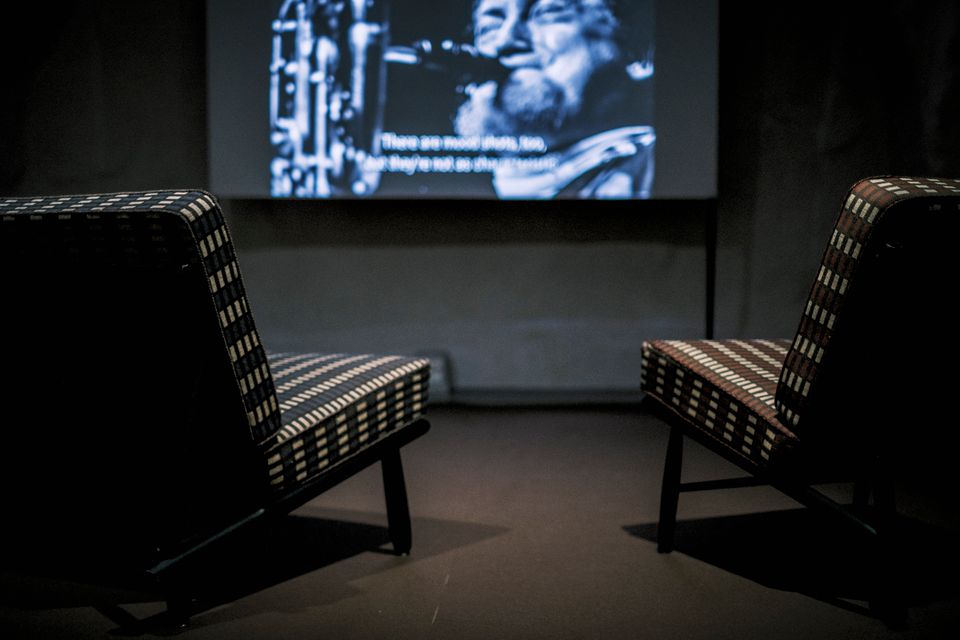 Filmvisning i utställningen Foto: Christer Landergren