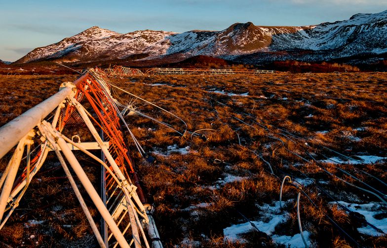 Rivning av Loran-C i Vesterålen, Norge. Foto: AF Gruppen/Fartein Rudjord