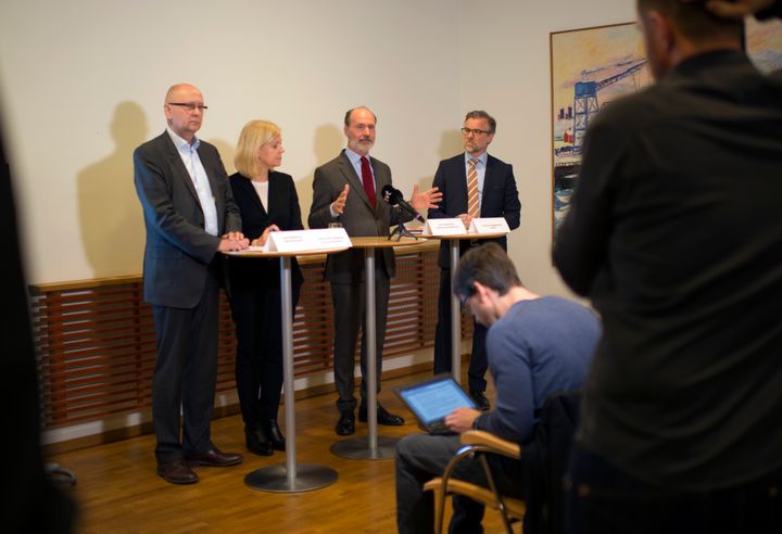 Klas Wåhlberg (vd Teknikföretagen), Lena-Liisa Tengblad (vd Gröna arbetsgivare), Per Hidesten (vd Industriarbetsgivarna) och Jonas Hagelqvist (vd IKEM) under pressträffen där budet presenterades.