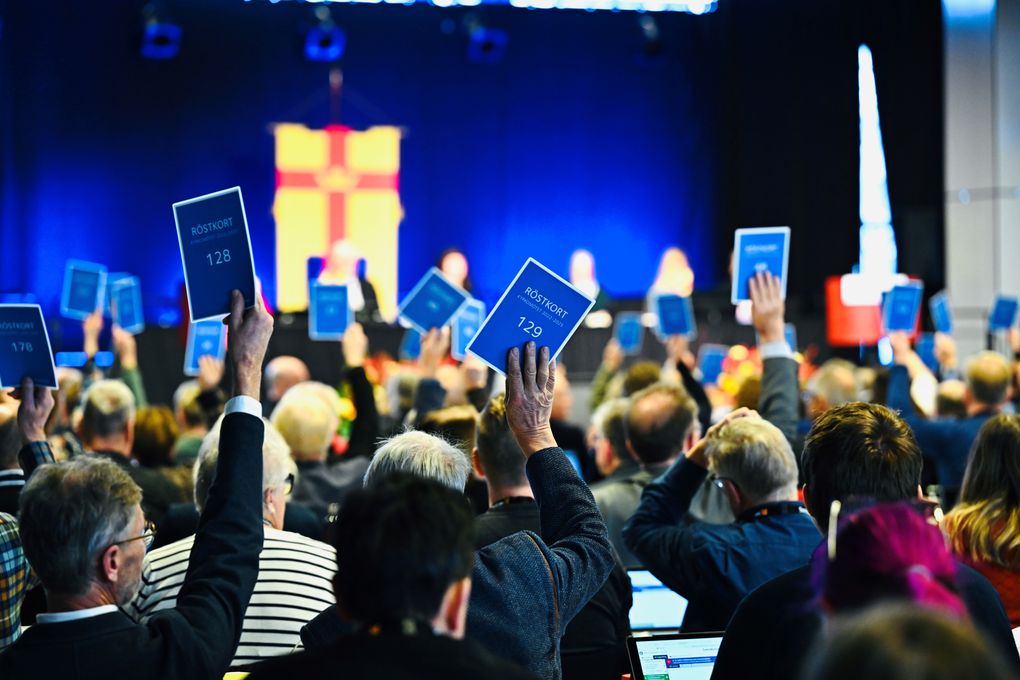 Omröstning på kyrkomötet 2022. Foto: Magnus Aronson/Ikon