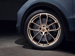 Nya 22" GT-fälgar i färgen Neodyme på Porsche Cayenne Turbo GT