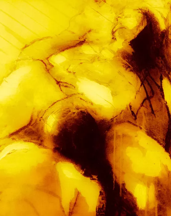 "I en pelare av rök". Bild av Kent Wisti från utställningen KYSS.