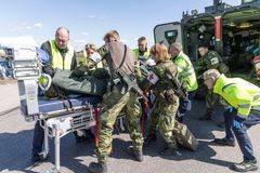 Pressbild: Svenskt Ambulansflyg och Försvarsmakten i gemensam övning. Foto: Svenskt Ambulansflyg