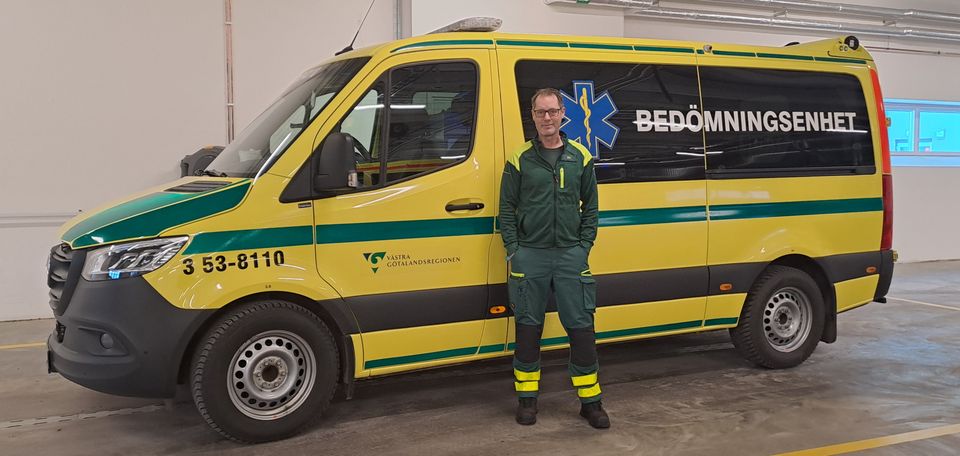 De ensamåkande sjuksköterskorna – så förändrar bedömningsbilarna vården i Skaraborg