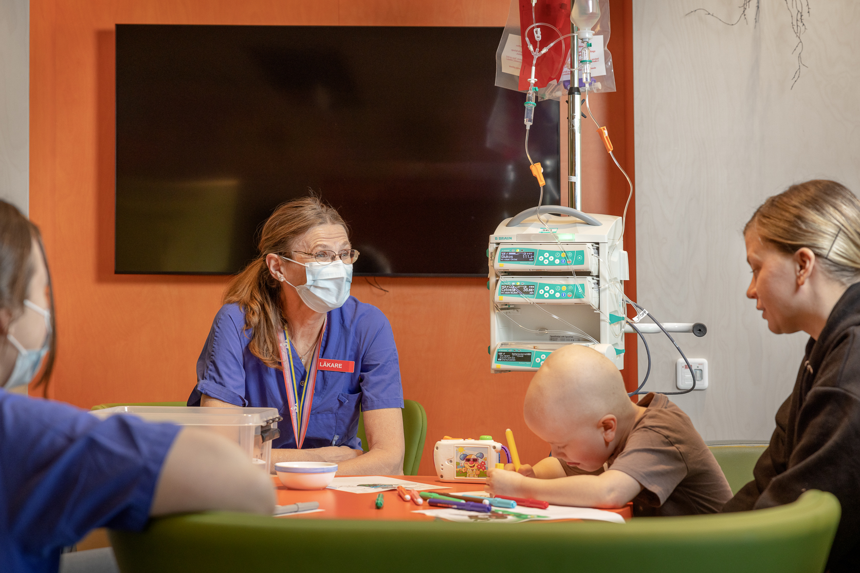 Göteborgs Barncancercentrum har störst upptagningsområde i Sverige och under den aktuella perioden, 2021 till nu, har 72 barn med solida tumörer får sitt DNA analyserat inom ramen för projektet GMS barncancer.