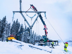 E.ON fortsätter att bygga regionledningar för att ansluta flera större vindkraftsparker, i bland annat Kramfors och Sollefteå, motsvarande en sammanlagd effekt på 560 MW.