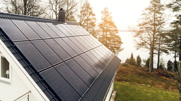 Näringslivet och hushållen elektrifieras i snabb takt, vilket ökar behovet av kapacitet. Under perioden 2024–2027 planerar E.ON att investera 27 miljarder kronor i elnätsförstärkningar – den största satsningen i företagets historia.