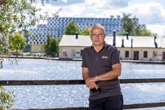 "Det är ett viktigt steg i elektrifieringen av den tunga trafiken, där tillgången till laddning är avgörande för att åkerier och transportköpare ska våga ta nästa steg i den gröna omställningen," säger Pär Svensson, logistikutvecklare på Eskilstuna Logistik och Etablering AB.
