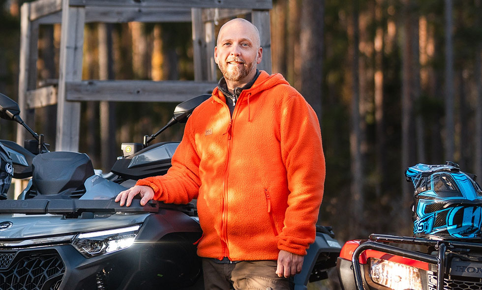 Fyrhjulingar är eftertraktade bland stöldligor varnar Andreas Stormfjäll, Svedea.