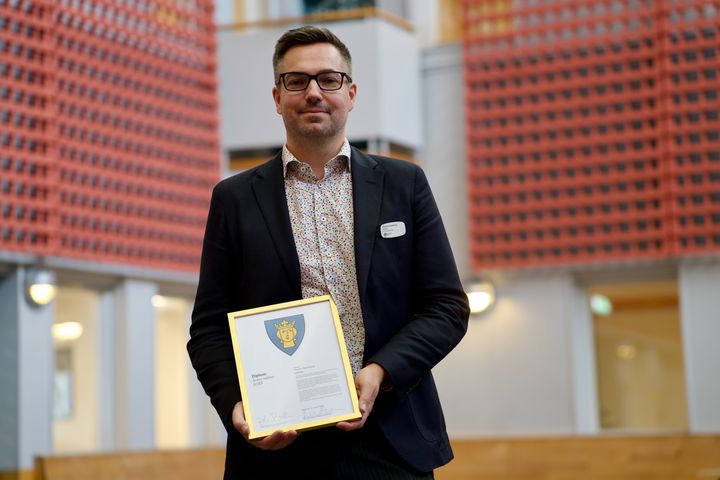 Rektor Martin Malmberg på Rinkebyskolan hyllas för sitt framgångsrika ledarskap.  Foto: Pelle Mårtenson