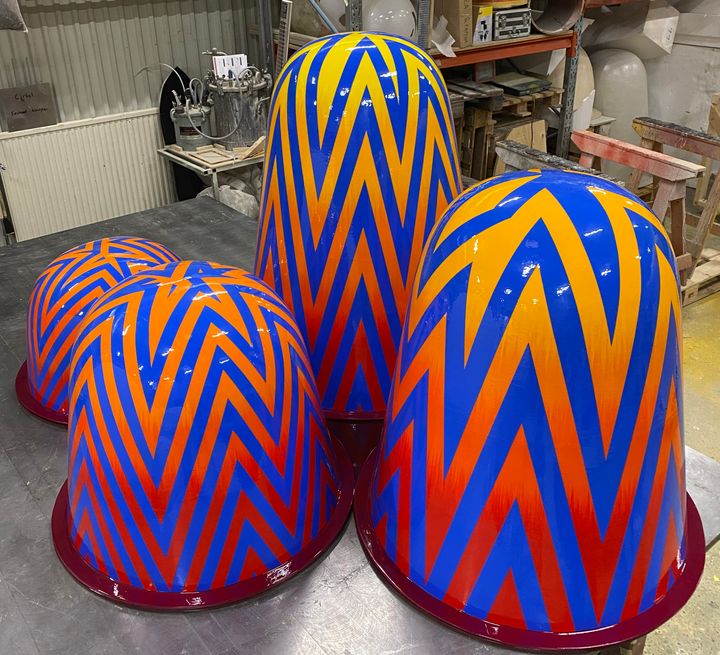 Skulpturgruppen Skymningsljus av Anna Svensson uppförs på Norra Bantorget i Stockholm. Foto: Anna Svensson