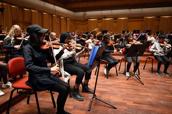 Kulturskolans orkesterskola/El Sistema bedriver unik musikundervisning i grupp. Foto: Kulturskolan/Martina Graus