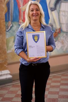 Monica Ekman, biträdande rektor på Södra Latin, hyllas för sin unika förmåga att skapa trygga och nära relationer med såväl elever som personal. Foto: Pelle Mårtenson.