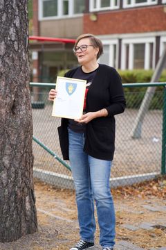 Kim Perneberg växte upp i Bredäng och gick som barn på samma skola där hon nu arbetar och hyllas. Foto: Pelle Mårtenson