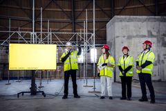 Staffan Lorentz projektchef Norra Djurgårdsstaden inledde pressträffen. På plats var Emilia Bjuggren (S), borgarråd i Stockholms stad, Satu Andersson, vd för Gasometer och Miramis Sverige och vd Fredrik Lindgren, vd Kungliga Operan.