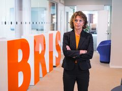 Bris: Åldersgräns på sociala medier räcker inte.