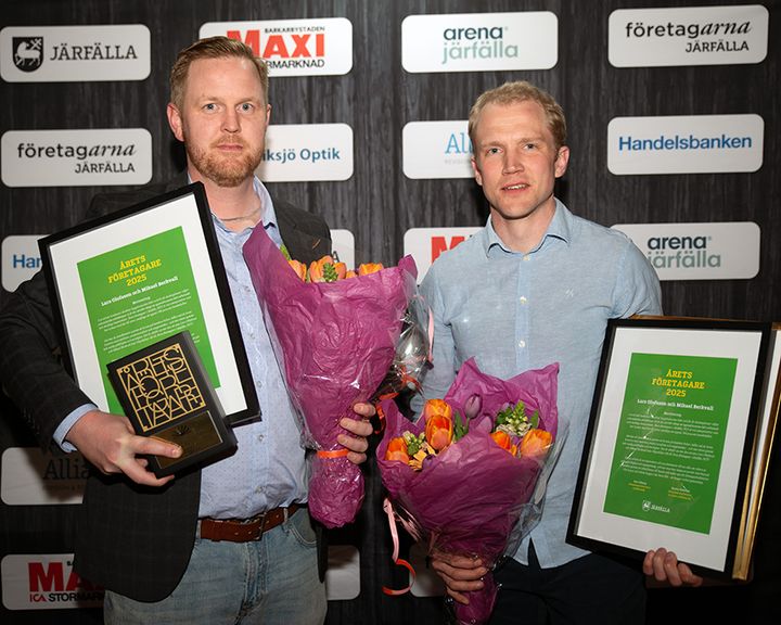 Mikael Berkvall och Lars Olofsson som driver Viksjököket AB utses till Årets Företagare i Järfälla 2025.