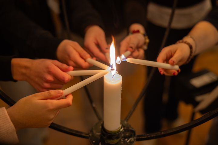 Biskoparnas ungdomsmöte vill förena gemenskap, fördjupa tron och förmedla ett hoppfullt engagemang för fred. Foto: Alex Giacomini/Ikon.