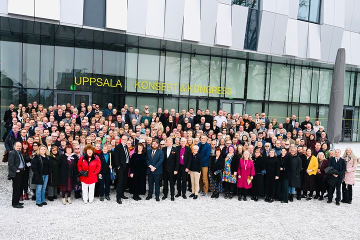 Kyrkomötet är Svenska kyrkans högsta beslutande organ, med 251 ledamöter och 14 biskopar. Kyrkomötet sammanträder i Uppsala under två sessioner under hösten.