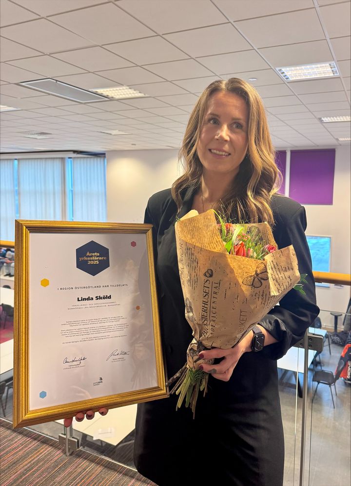 Linda Sköld, yrkeslärare på Norrköpings Lärlingsgymnasium, är årets kvinnliga yrkeslärare 2025.
