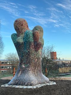 Med rötterna i Ektorp, 2025, Jennifer Forsberg. Foto: Aldis Hoff