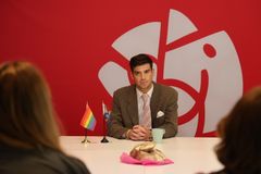 Daniel Vencu Öhrlund Castro, riksdagsledamot och sammankallande av arbetsgruppen som tagit från ny politik för att stärka hbtqi-personers rättigheter